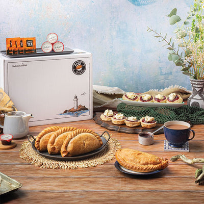 Fowey Cornish Pasty & Cream Tea Hamper for 4 (CTP) - Proper Pasty Company
